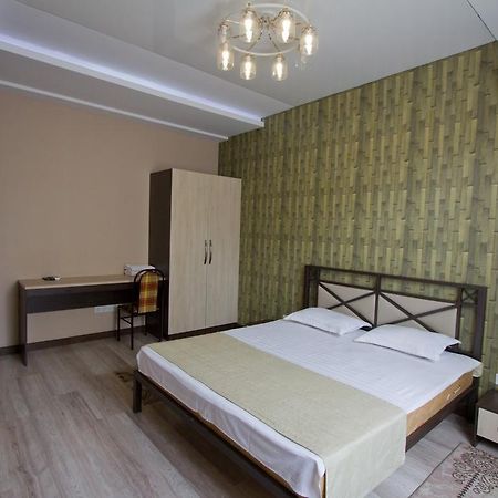Center Hotel Bishkek Luaran gambar