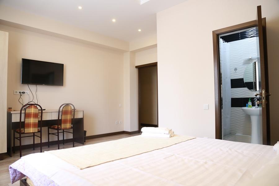 Center Hotel Bishkek Luaran gambar