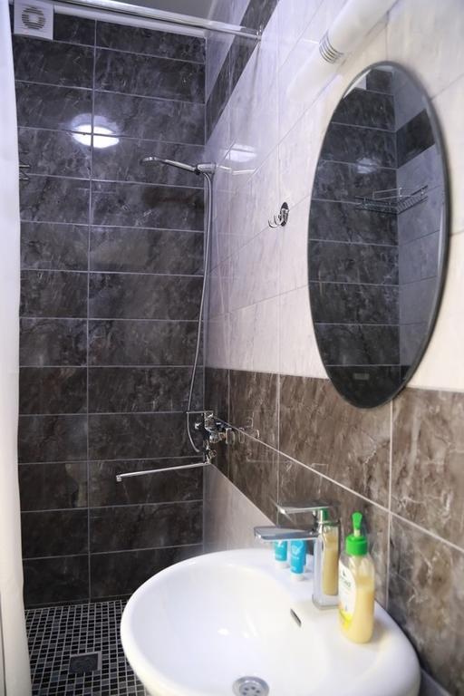Center Hotel Bishkek Luaran gambar