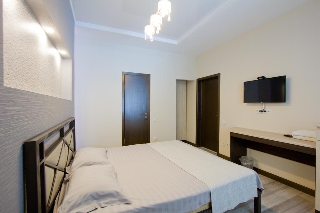 Center Hotel Bishkek Luaran gambar